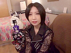 純粋美女が網タイツ姿でオナニーして勃起チンポを見て照れる